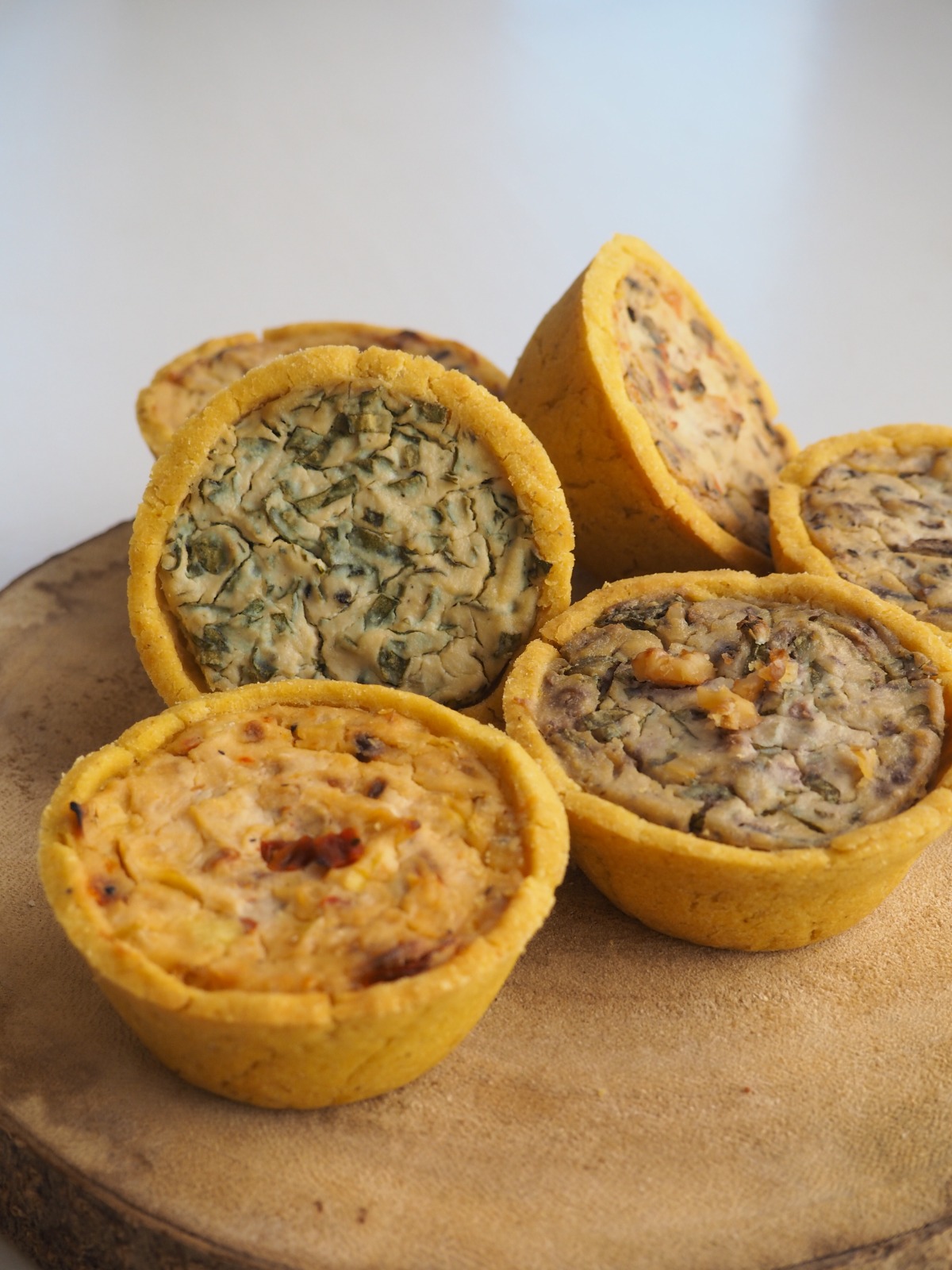 Mini Quiche Alho francês e tomate seco